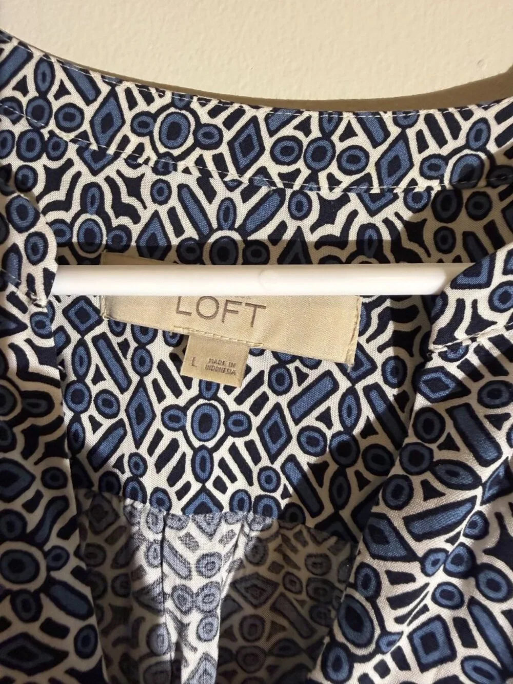 LOFT Blue White Geometric Mosaic V-Neck Drawstring Waist Shirt Dress | L - Picture 4 of 4